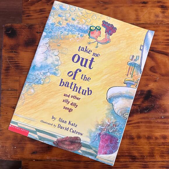 Vintage 2002 Take Me Out Of The Bathtub & Other Silly Dilly Songs Paperback Book - Picture 1 of 9